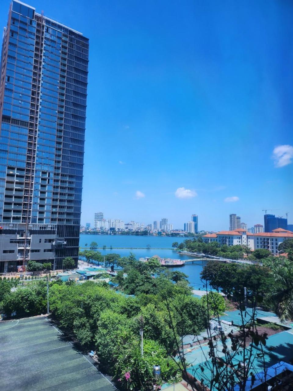 M Apartment Lakeside - Cara Rustic Hanoi Exterior photo